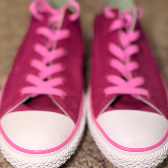 Converse All Star Pink Low Top Sneakers 🩷Size 5 Youth 🩷 7 Women - Picture 4 of 10